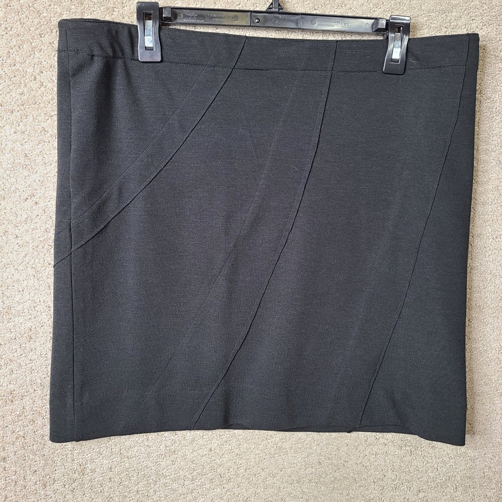 Simply Vera Vera Wang Skirt Women L Black Mini Seam Detail Polyester Casual Work
